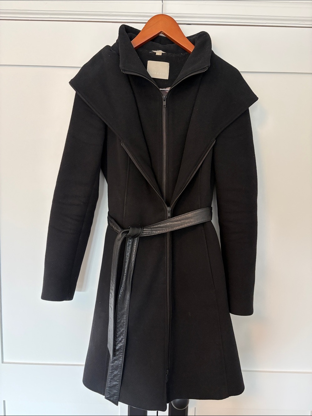 Soia & Kyo Black Wool-Blend Coat with Oversized Hood and Leather Belt